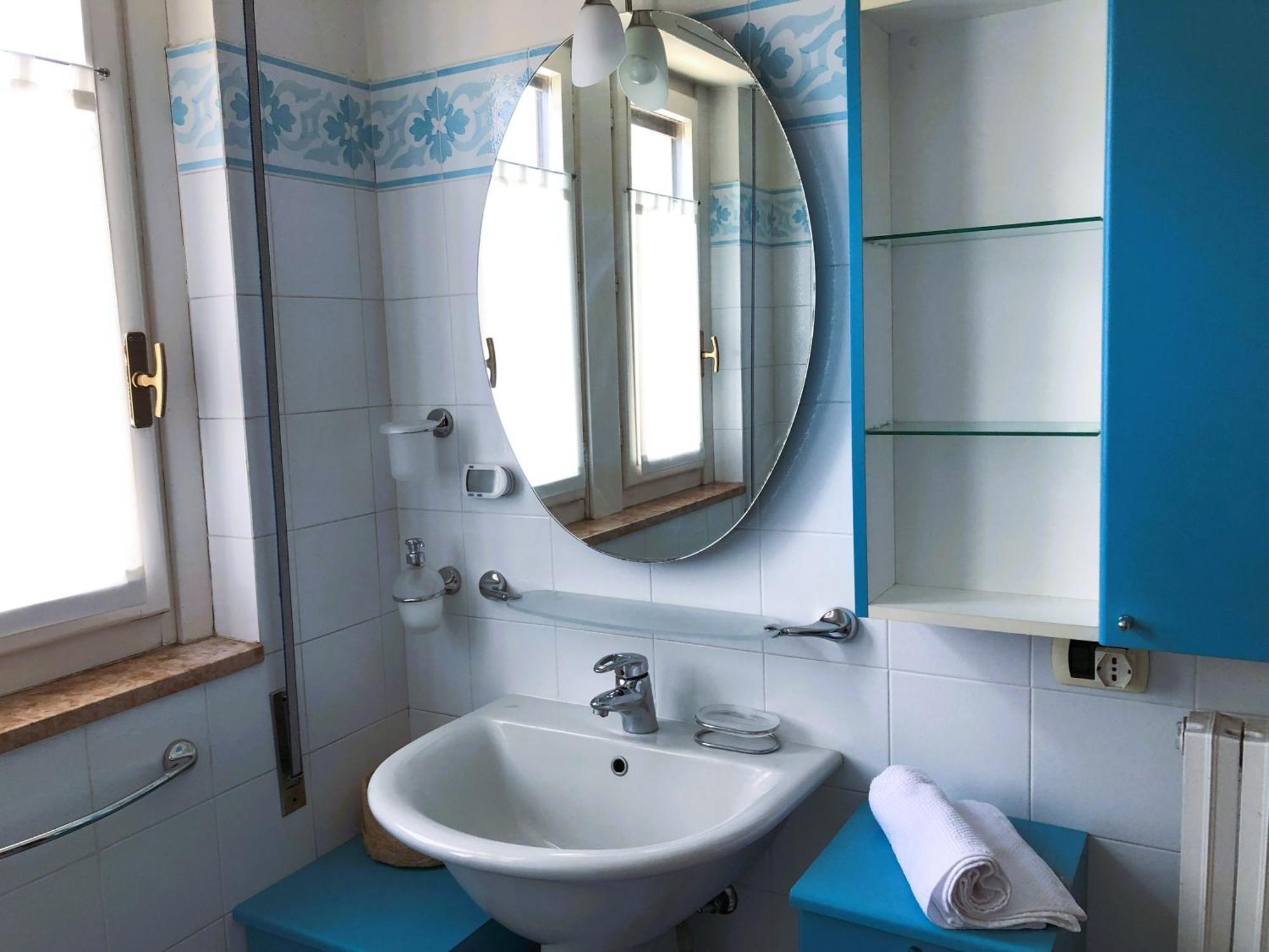 Bright Penthouse Close To Center With Terrace And Lake View Lecco Ngoại thất bức ảnh