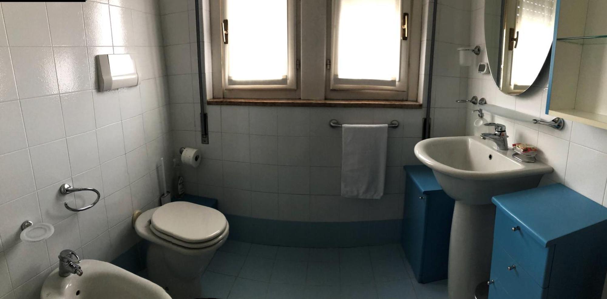 Bright Penthouse Close To Center With Terrace And Lake View Lecco Ngoại thất bức ảnh